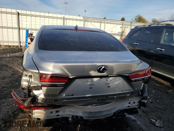 2018 Lexus LS 500 with VIN JTHC51FF8J5001660, listed as a Copart auction lot 45281255 with 32,580 mi miles and Salvage title. Bid and sale history available at DreamBid. Image 6.