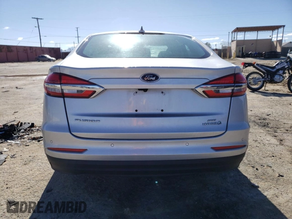 2019 Ford Fusion Hybrid SE with VIN 3FA6P0LU6KR220739, listed as a Copart auction lot 37527283 with 0 mi miles. Bid and sale history available at carsss.com. Image 6.