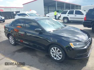 2014 Volkswagen Jetta S z VIN 3VW2K7AJ2EM352078, wystawiony jako IAAI lot #42510404 z przebiegiem 81 452 mil mil oraz . Historia ofert i sprzedaży dostępna na DreamBid. Obrazek 1.