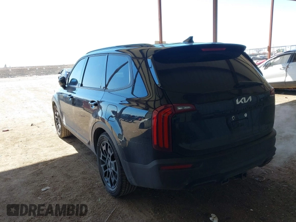 2022 Kia Telluride SX with VIN 5XYP5DHC8NG247726, listed as a IAAI auction lot 41634676 with 63,024 mi miles and . Bid and sale history available at carsss.com. Image 3.