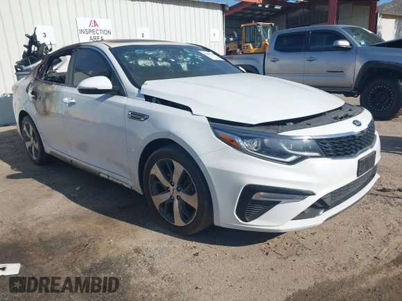 2020 Kia Optima LX with VIN 5XXGT4L35LG417118, listed as a IAAI auction lot 42065294 with Not Provided miles and . Bid and sale history available at carsss.com. Image 1.