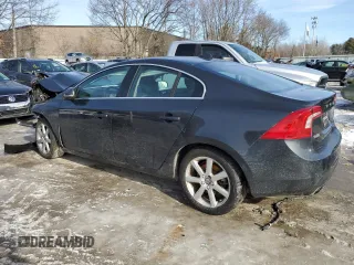 2016 Volvo S60 T5 Premier with VIN YV1612TK3G2390987, listed as a Copart auction lot 44501915 with 122,422 mi miles and Salvage Title. Bid and sale history available at carsss.com. Image 2.