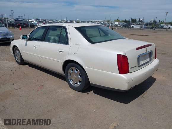 2002 Cadillac DeVille z VIN 1G6KD54Y42U141596, wystawiony jako IAAI lot #41989690 z przebiegiem 169 862 mil mil oraz . Historia ofert i sprzedaży dostępna na DreamBid. Obrazek 3.