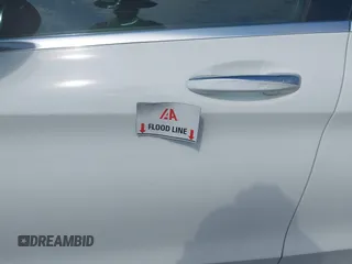 2018 Mercedes-Benz C 300 с VIN WDDWF4JB3JR403019, выставлен на аукционе IAAI как лот 42660482 с пробегом 96 374 миль миль и . История ставок и продаж доступна на DreamBid. Изображение 6.