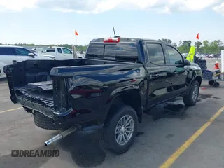 2024 Chevrolet Colorado 2WD LT z VIN 1GCPSCEK1R1210800, wystawiony jako IAAI lot #41999697 z przebiegiem 6 124 mil mil oraz . Historia ofert i sprzedaży dostępna na DreamBid. Obrazek 4.