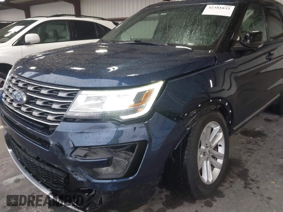 2017 Ford Explorer XLT with VIN 1FM5K7DH9HGB38952, listed as a IAAI auction lot 42381832 with 98,871 mi miles and . Bid and sale history available at DreamBid. Image 6.