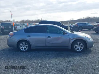 2009 Nissan Altima 2.5 S with VIN 1N4AL21E69N412530, listed as a IAAI auction lot 41887766 with 240,523 mi miles. Bid and sale history available at carsss.com. Image 13.