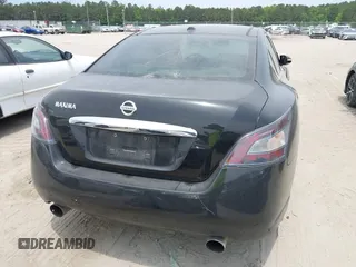 2014 Nissan Maxima SV z VIN 1N4AA5AP1EC468714, wystawiony jako IAAI lot #42202660 z przebiegiem 176 703 mil mil oraz . Historia ofert i sprzedaży dostępna na DreamBid. Obrazek 16.