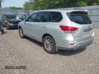 2014 Nissan Pathfinder S with VIN 5N1AR2MM1EC720167, listed as a IAAI auction lot 42449301 with 123,604 mi miles and . Bid and sale history available at DreamBid. Image 3.