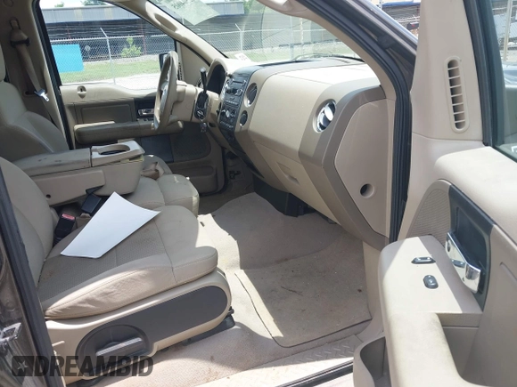 2008 Ford F-150 XL with VIN 1FTRW12W88FA10670, listed as a IAAI auction lot 42504005 with 233,541 mi miles and . Bid and sale history available at DreamBid. Image 5.