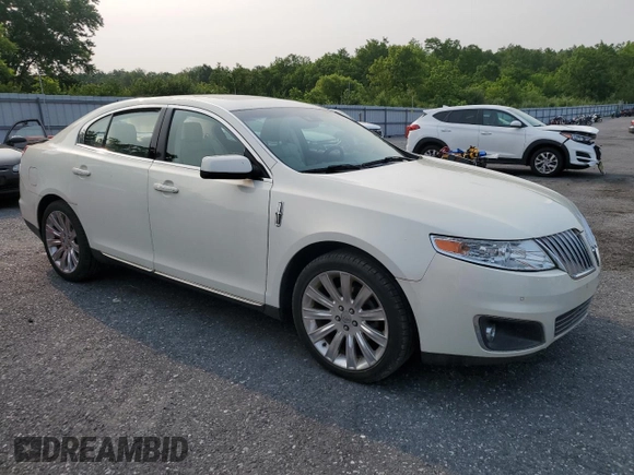 2012 Lincoln MKS z VIN 1LNHL9ER0CG803078, wystawiony jako Copart lot #60514765 z przebiegiem 82 715 mil mil oraz Szkoda całkowita • Salvage title. Historia ofert i sprzedaży dostępna na DreamBid. Obrazek 4.
