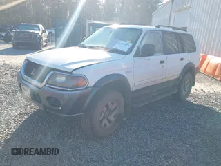 2001 Mitsubishi Montero Sport XLS with VIN JA4LS31H01P015159, listed as a IAAI auction lot 41695828 with 195,233 mi miles. Bid and sale history available at carsss.com. Image 2.