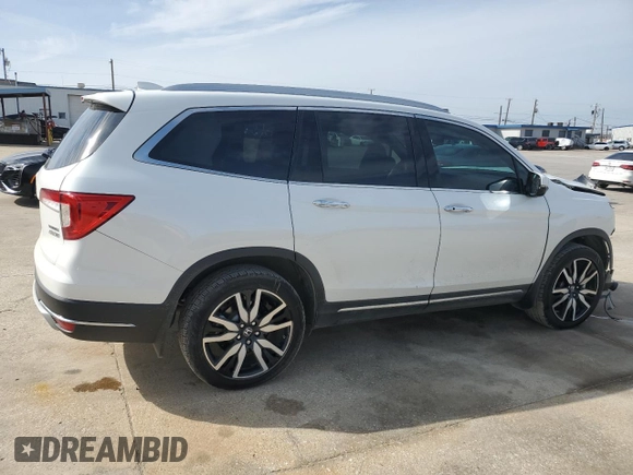 2022 Honda Pilot Touring 7-Passenger with VIN 5FNYF6H67NB018467, listed as a Copart auction lot 45358605 with 29,268 mi miles and Salvage Title. Bid and sale history available at carsss.com. Image 3.