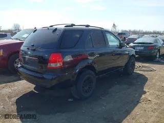 2006 Kia Sorento LX with VIN KNDJC733465634501, listed as a IAAI auction lot 41796833 with 213,013 mi miles. Bid and sale history available at carsss.com. Image 4.