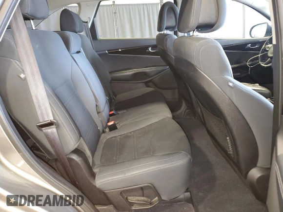 2016 Kia Sorento LX with VIN 5XYPGDA54GG162228, listed as a Copart auction lot 62054895 with 110,687 mi miles and Salvage title. Bid and sale history available at DreamBid. Image 11.