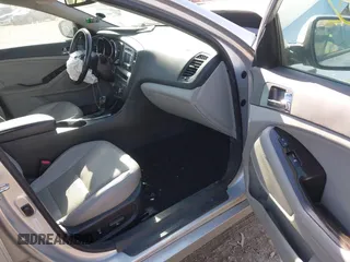 2012 Kia Optima EX with VIN 5XXGN4A72CG010664, listed as a IAAI auction lot 41824532 with 154,707 mi miles. Bid and sale history available at carsss.com. Image 5.