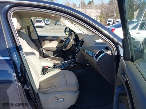 2013 Audi Q5 Premium Plus with VIN WA1LFAFP5DA065457, listed as a IAAI auction lot 41769823 with 175,938 mi miles. Bid and sale history available at carsss.com. Image 5.
