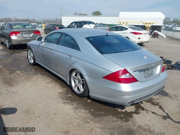 2006 Mercedes-Benz CLS-Class with VIN WDDDJ75X66A057762, listed as a IAAI auction lot 41911373 with 190,907 mi miles. Bid and sale history available at carsss.com. Image 3.