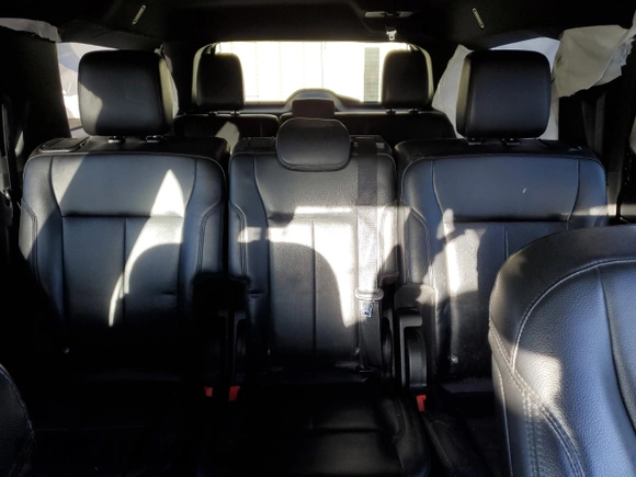 2019 Ford Expedition Max XLT с VIN 1FMJK1JT9KEA38986, выставлен на аукционе Copart как лот 47770915 с пробегом 121 358 миль миль и Списание • Salvage title. История ставок и продаж доступна на DreamBid. Изображение 10.
