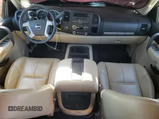 2008 GMC Sierra 1500 Work Truck z VIN 2GTEK133681228628, wystawiony jako Copart lot #47215705 z przebiegiem 72 615 mil mil oraz Szkoda całkowita • Salvage title. Historia ofert i sprzedaży dostępna na DreamBid. Obrazek 8.