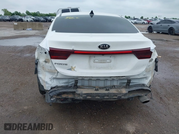 2021 Kia Forte LXS with VIN 3KPF24AD2ME320947, listed as a IAAI auction lot 42128739 with 94,229 mi miles and . Bid and sale history available at DreamBid. Image 6.