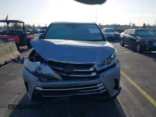 2018 Toyota Highlander LE with VIN 5TDZARFH7JS040614, listed as a IAAI auction lot 41922010 with 74,473 mi miles and . Bid and sale history available at DreamBid. Image 12.