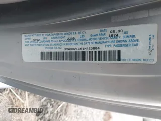 2001 Volkswagen Beetle GLX z VIN 3VWDD21C61M420884, wystawiony jako IAAI lot #40501130 z przebiegiem 179 868 mil mil oraz . Historia ofert i sprzedaży dostępna na DreamBid. Obrazek 9.