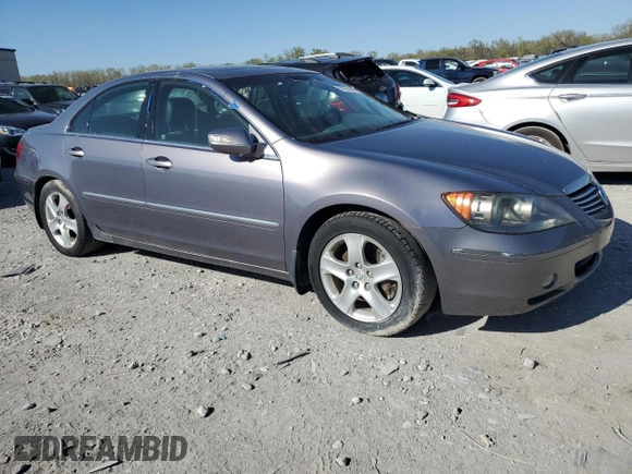 2008 Acura RL with VIN JH4KB16588C003961, listed as a Copart auction lot 52930645 with 198,738 mi miles and Clean Title. Bid and sale history available at DreamBid. Image 4.