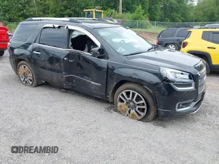 2014 GMC Acadia Denali z VIN 1GKKVTKD6EJ127725, wystawiony jako IAAI lot #42270504 z przebiegiem 204 829 mil mil oraz . Historia ofert i sprzedaży dostępna na DreamBid. Obrazek 1.