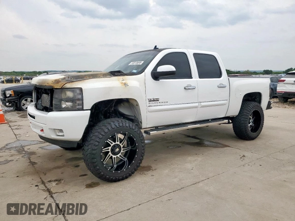 2013 Chevrolet Silverado 1500 LT with VIN 3GCPCSE07DG307564, listed as a Copart auction lot 53810695 with Not Provided miles and Salvage Title. Bid and sale history available at DreamBid. Image 1.