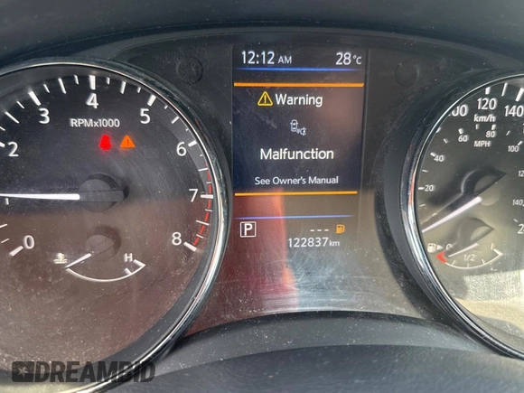 2020 Nissan Rogue SV z VIN 5N1AT2MV3LC757373, wystawiony jako Copart lot #61394125 z przebiegiem 122 837 mil mil oraz Czysty tytuł • Clean title. Historia ofert i sprzedaży dostępna na DreamBid. Obrazek 8.
