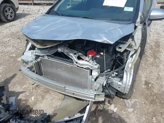 2015 Honda Fit EX-L with VIN 3HGGK5H88FM753136, listed as a IAAI auction lot 41884461 with 63,145 mi miles. Bid and sale history available at carsss.com. Image 6.