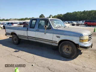 1995 Ford F-250 with VIN 1FTHX25F8SKC12692, listed as a Copart auction lot 74047124 with 391,327 mi miles and Salvage Title. Bid and sale history available at carsss.com. Image 4.
