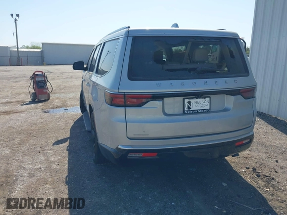 2022 Jeep Wagoneer Series III with VIN 1C4SJVDT4NS144766, listed as a IAAI auction lot 42013510 with 18,954 mi miles and . Bid and sale history available at DreamBid. Image 3.
