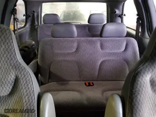 2000 Dodge Caravan with VIN 2B4GP25G4YR791420, listed as a Copart auction lot 83426754 with 141,635 mi miles and Salvage Title. Bid and sale history available at carsss.com. Image 10.