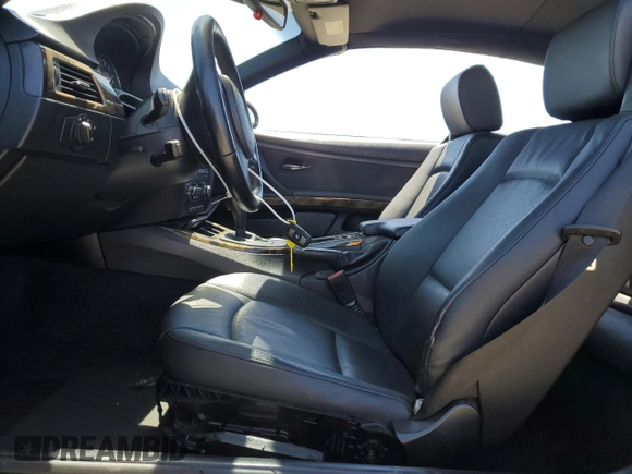2008 BMW 3 Series 328i with VIN WBAWR335X8P153171, listed as a Copart auction lot 61267515 with 143,095 mi miles and Salvage title. Bid and sale history available at DreamBid. Image 7.