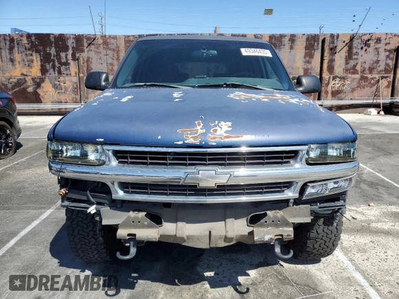 2002 Chevrolet Suburban LS with VIN 1GNEC16T22J302186, listed as a Copart auction lot 49346435 with 220,352 mi miles and Salvage Title. Bid and sale history available at carsss.com. Image 5.