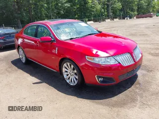 2012 Lincoln MKS z VIN 1LNHL9ER9CG802544, wystawiony jako IAAI lot #42478375 z przebiegiem 222 258 mil mil oraz . Historia ofert i sprzedaży dostępna na DreamBid. Obrazek 1.