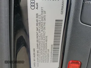 2024 Audi A4 S line Premium Plus z VIN WAUEAAF43RN005595, wystawiony jako Copart lot #60690765 z przebiegiem 27 152 mil mil oraz Szkoda całkowita • Salvage title. Historia ofert i sprzedaży dostępna na DreamBid. Obrazek 12.