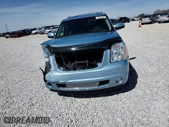 2011 GMC Yukon XL Denali z VIN 1GKS2MEF5BR254295, wystawiony jako Copart lot #49889805 z przebiegiem 79 258 mil mil oraz Tytuł czysty. Historia ofert i sprzedaży dostępna na DreamBid. Obrazek 12.
