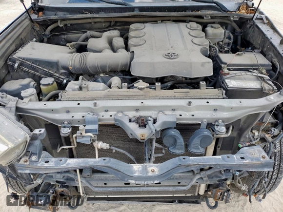 2015 Toyota 4Runner SR5 with VIN JTEZU5JRXF5101804, listed as a Copart auction lot 52541795 with 188,012 mi miles and Clean title. Bid and sale history available at DreamBid. Image 12.