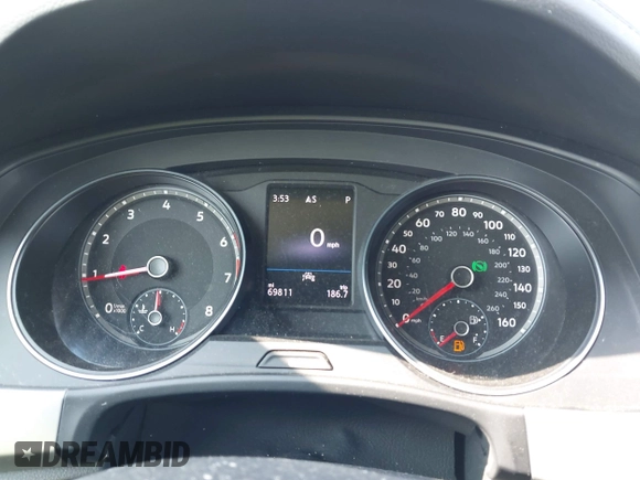 2021 Volkswagen Atlas SE with VIN 1V2HR2CA2MC580752, listed as a IAAI auction lot 42701057 with 69,811 mi miles and . Bid and sale history available at DreamBid. Image 7.