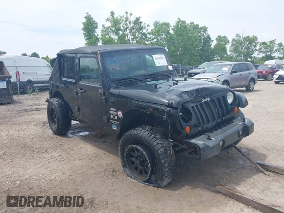 2008 Jeep Wrangler Unlimited X z VIN 1J4GA39138L641138, wystawiony jako IAAI lot #42376300 z przebiegiem 215 026 mil mil oraz . Historia ofert i sprzedaży dostępna na DreamBid. Obrazek 1.