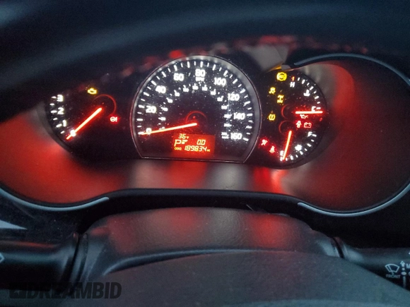 2014 Kia Sorento LX with VIN 5XYKTCA60EG538526, listed as a Copart auction lot 83622024 with 189,834 mi miles and Salvage Title. Bid and sale history available at carsss.com. Image 9.