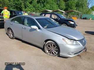2010 Lexus ES 330 z VIN JTHBK1EG6A2401815, wystawiony jako IAAI lot #42213349 z przebiegiem 170 186 mil mil oraz . Historia ofert i sprzedaży dostępna na DreamBid. Obrazek 1.