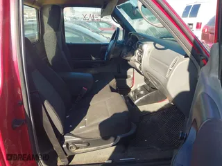 2004 Ford Ranger XL with VIN 1FTYR10DX4PA01736, listed as a IAAI auction lot 41618754 with 259,983 mi miles. Bid and sale history available at carsss.com. Image 8.