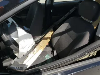 2003 Ford Focus ZX3 с VIN 3FAFP31373R194035, выставлен на аукционе Copart как лот 56236985 с пробегом Не указан миль и Списание • Salvage title. История ставок и продаж доступна на DreamBid. Изображение 13.