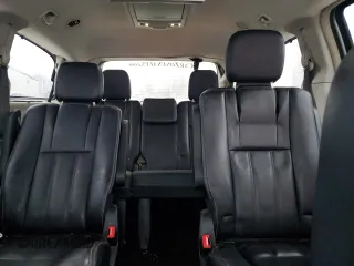 2014 Chrysler Town & Country Touring-L with VIN 2C4RC1CG7ER329627, listed as a Copart auction lot 43019185 with 204,542 mi miles and Clean Title. Bid and sale history available at carsss.com. Image 10.
