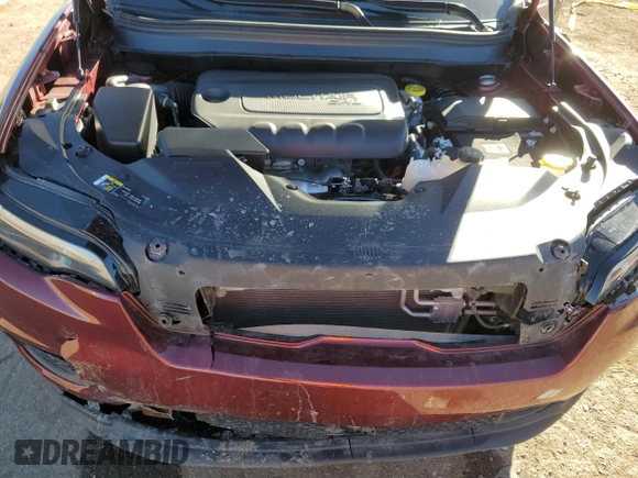 2021 Jeep Cherokee Latitude with VIN 1C4PJMCB3MD183344, listed as a Copart auction lot 88596035 with 28,201 mi miles and Salvage title. Bid and sale history available at DreamBid. Image 13.