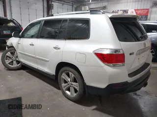 2013 Toyota Highlander Limited with VIN 5TDDK3EH6DS251104, listed as a IAAI auction lot 42605817 with 131,720 mi miles and . Bid and sale history available at DreamBid. Image 3.
